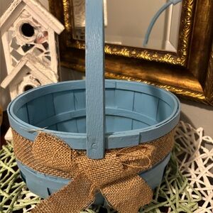 Easter Rustic Country Blue Basket with Burlap Bow. Handle move with ease